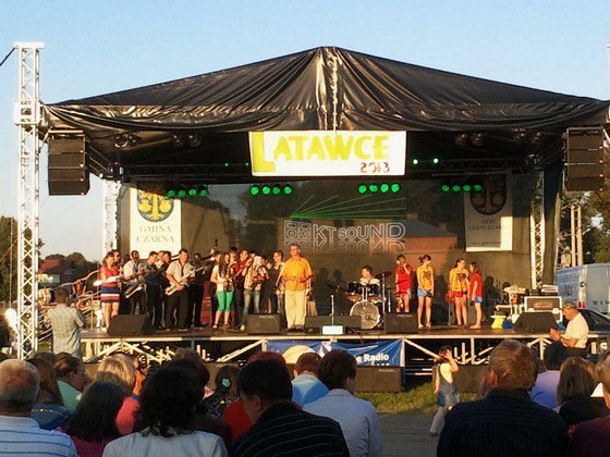 nag�o�nienie pikniku rodzinnego